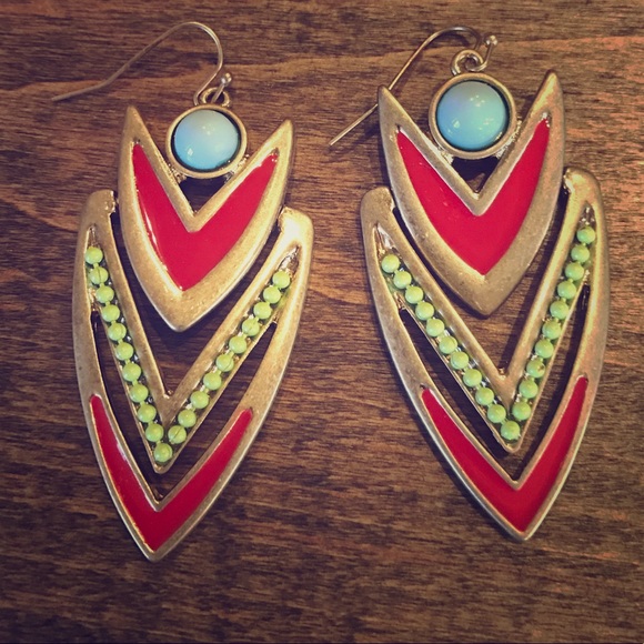 Jewelry - Unique Boho Style Earrings😘